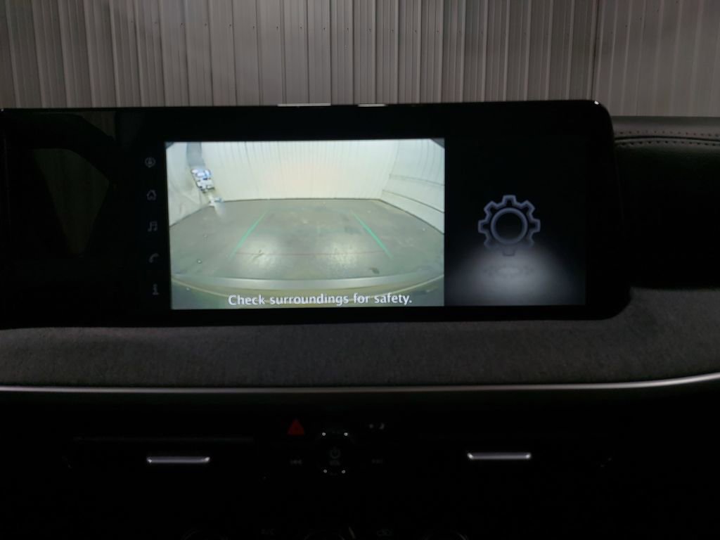 Certified 2025 Nissan Kicks SV image 23