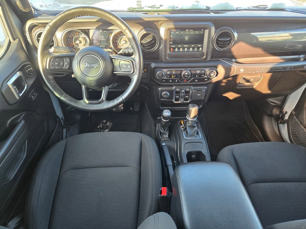 Used 2022 Jeep Wrangler Unlimited Sport image 25