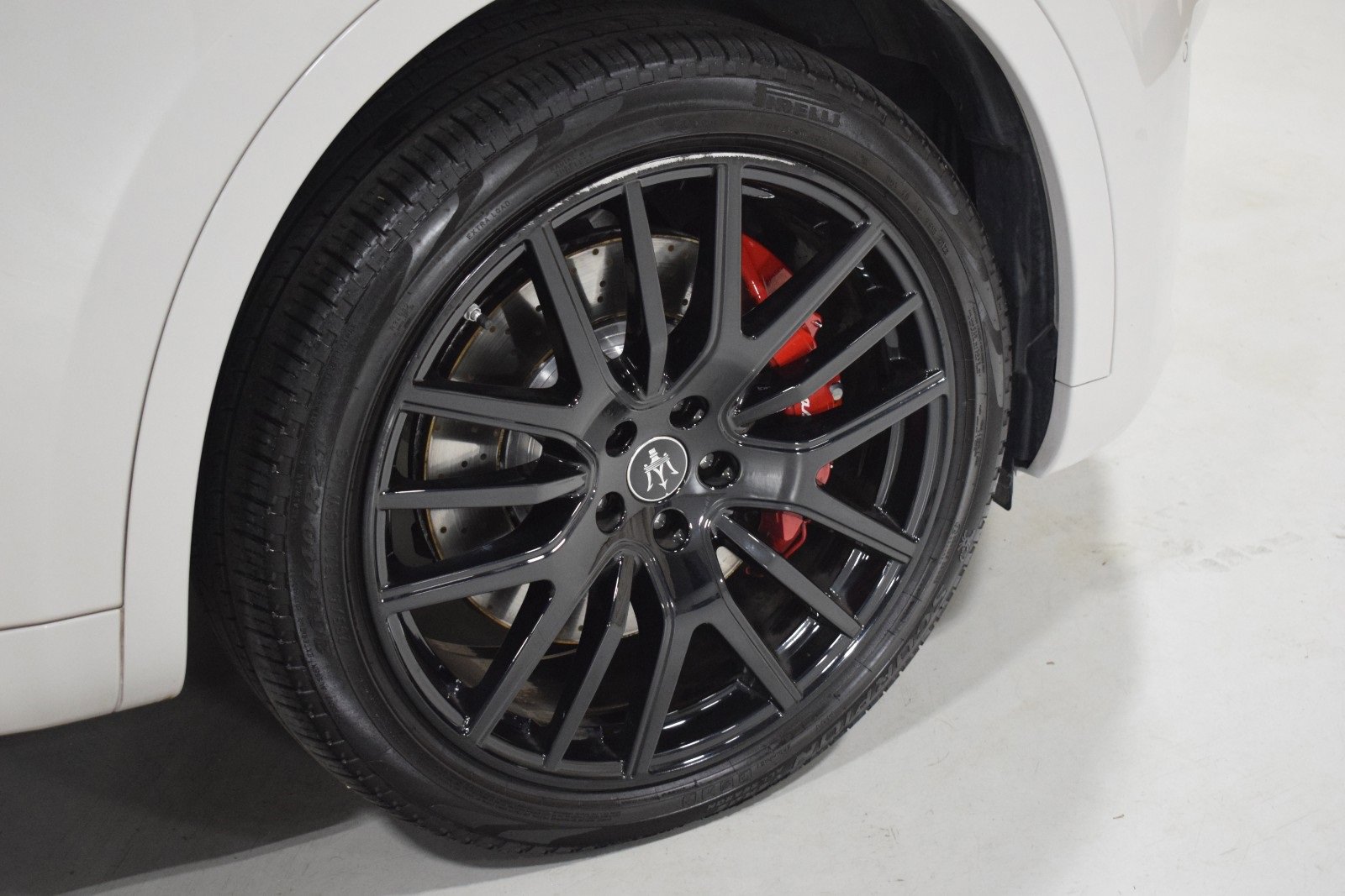 Certified 2022 Maserati Levante Modena image 17