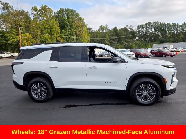 Used 2026 Chevrolet Traverse LT AWD/4WD image 10