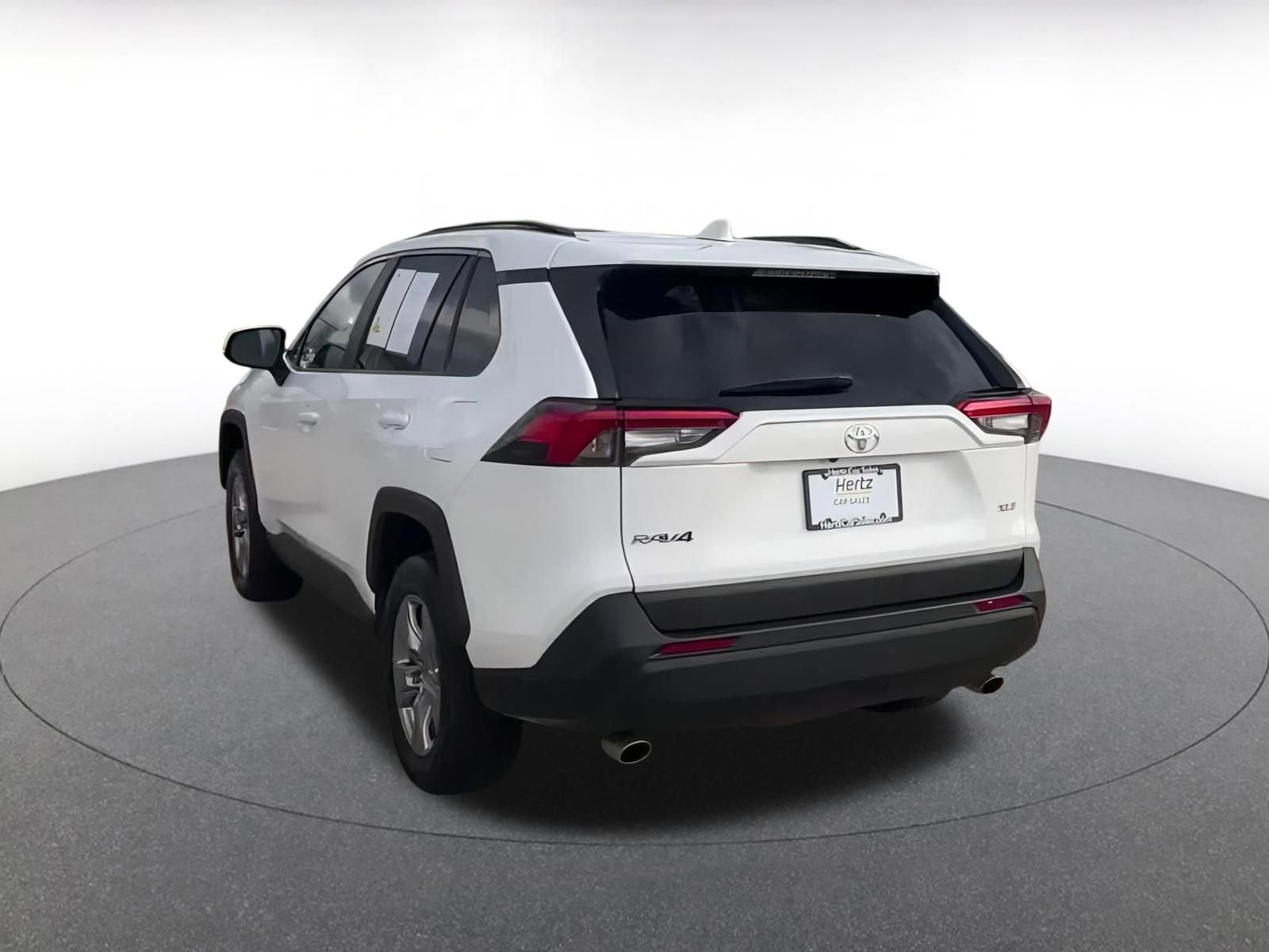 Used 2025 Toyota RAV4 XLE image 11