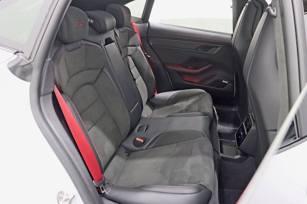 Used 2024 Porsche Taycan GTS AWD/4WD image 33