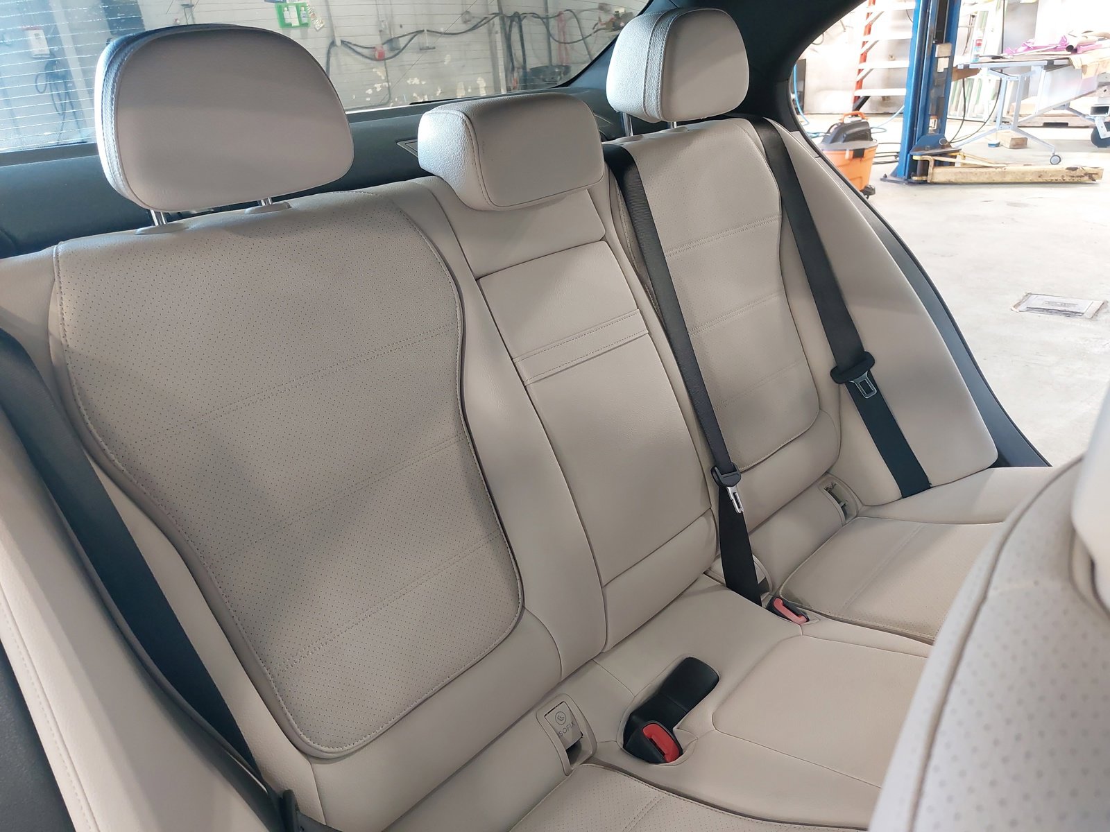 Used 2024 Mercedes-Benz C 300 4MATIC Sedan image 12