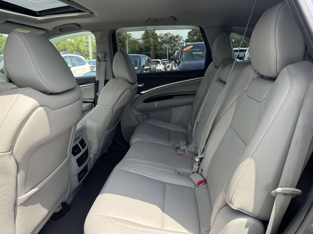 Used 2017 Acura MDX SH-AWD image 14