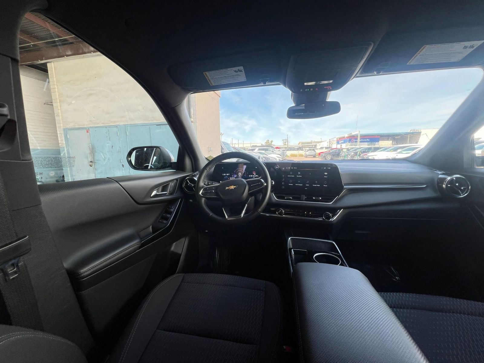 Used 2025 Chevrolet Equinox LT image 34