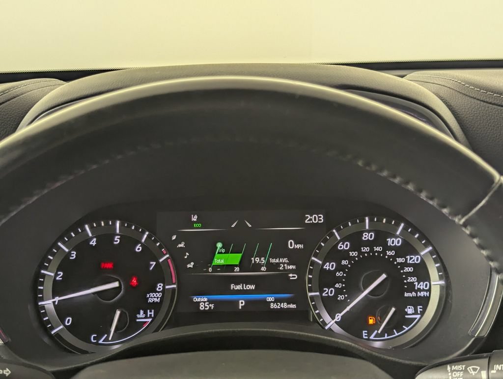 Used 2021 Toyota Highlander Limited FWD image 19