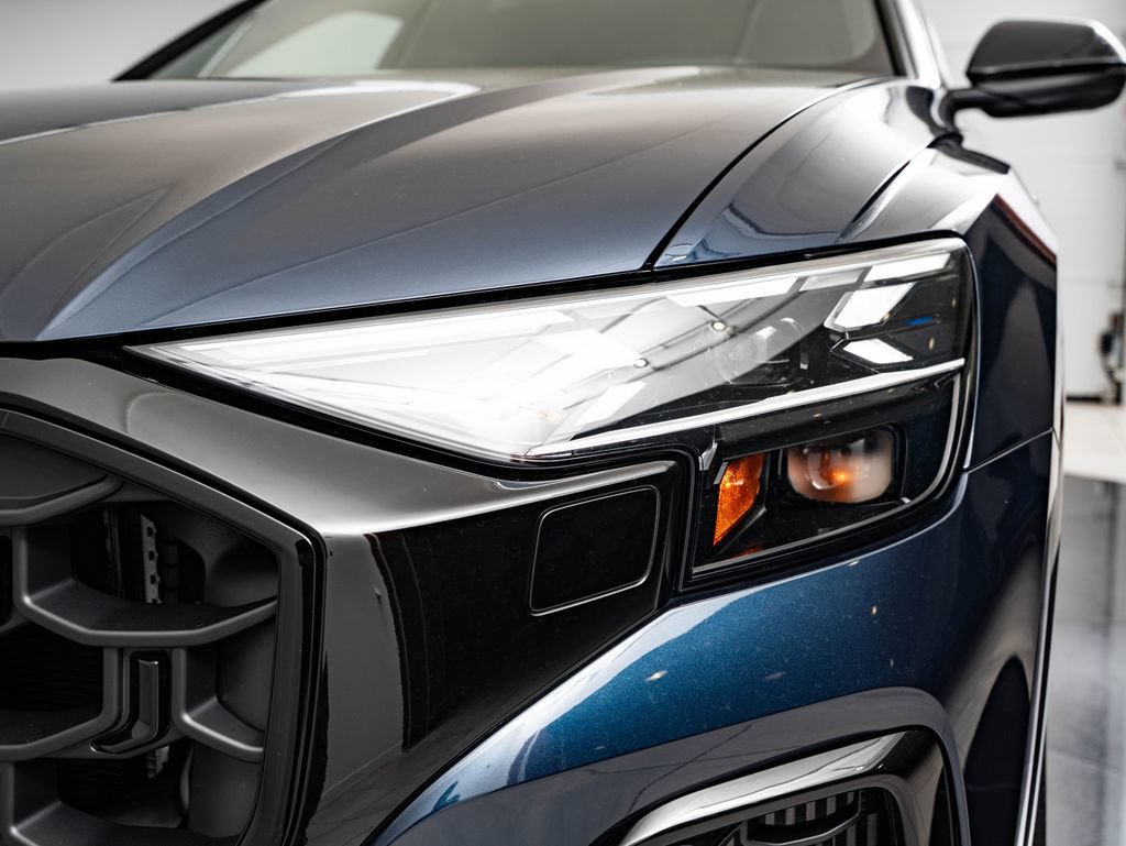 New 2026 Audi SQ8 Prestige AWD/4WD image 15