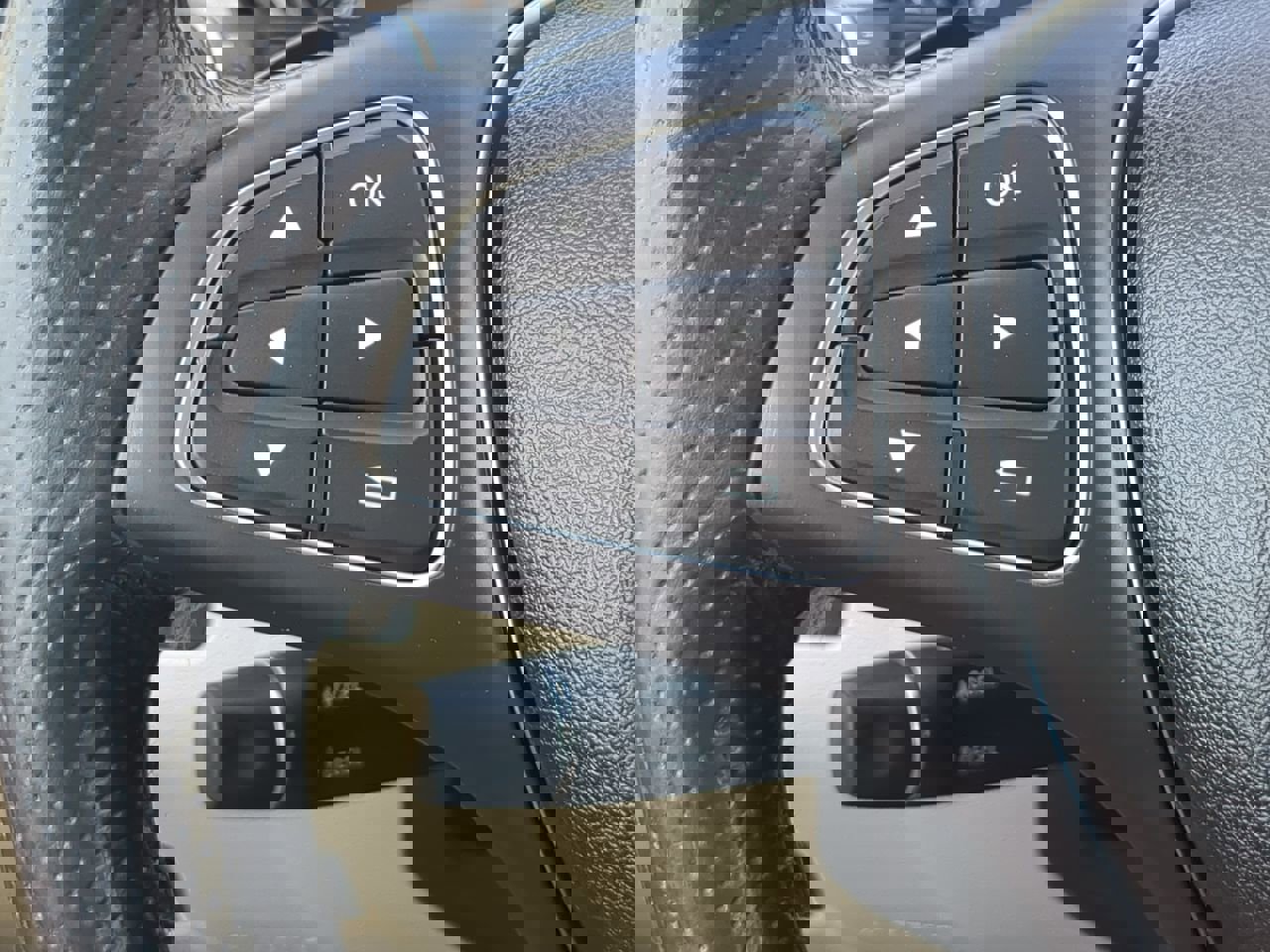 Used 2019 Mercedes-Benz GLE 400 4MATIC image 24