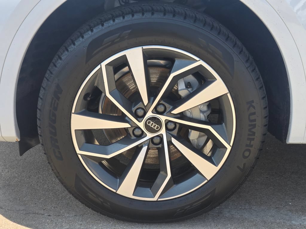 Certified 2024 Audi Q5 2.0T Premium Plus AWD/4WD image 16