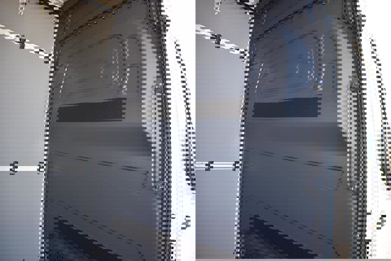 New 2025 Mercedes-Benz Sprinter 2500 image 11