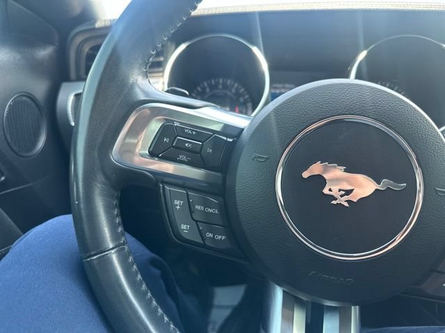 Used 2018 Ford Mustang Coupe w/ Equipment Group 101A RWD image 30
