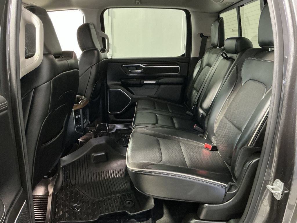 Used 2022 RAM 1500 Laramie AWD/4WD image 23