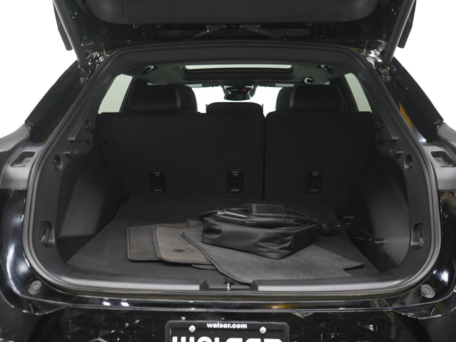 Used 2026 Chevrolet Equinox EV RS AWD/4WD image 17