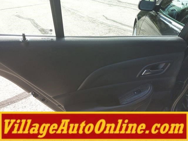 Used 2015 Chevrolet Malibu LT w/ Power Convenience Package FWD image 27