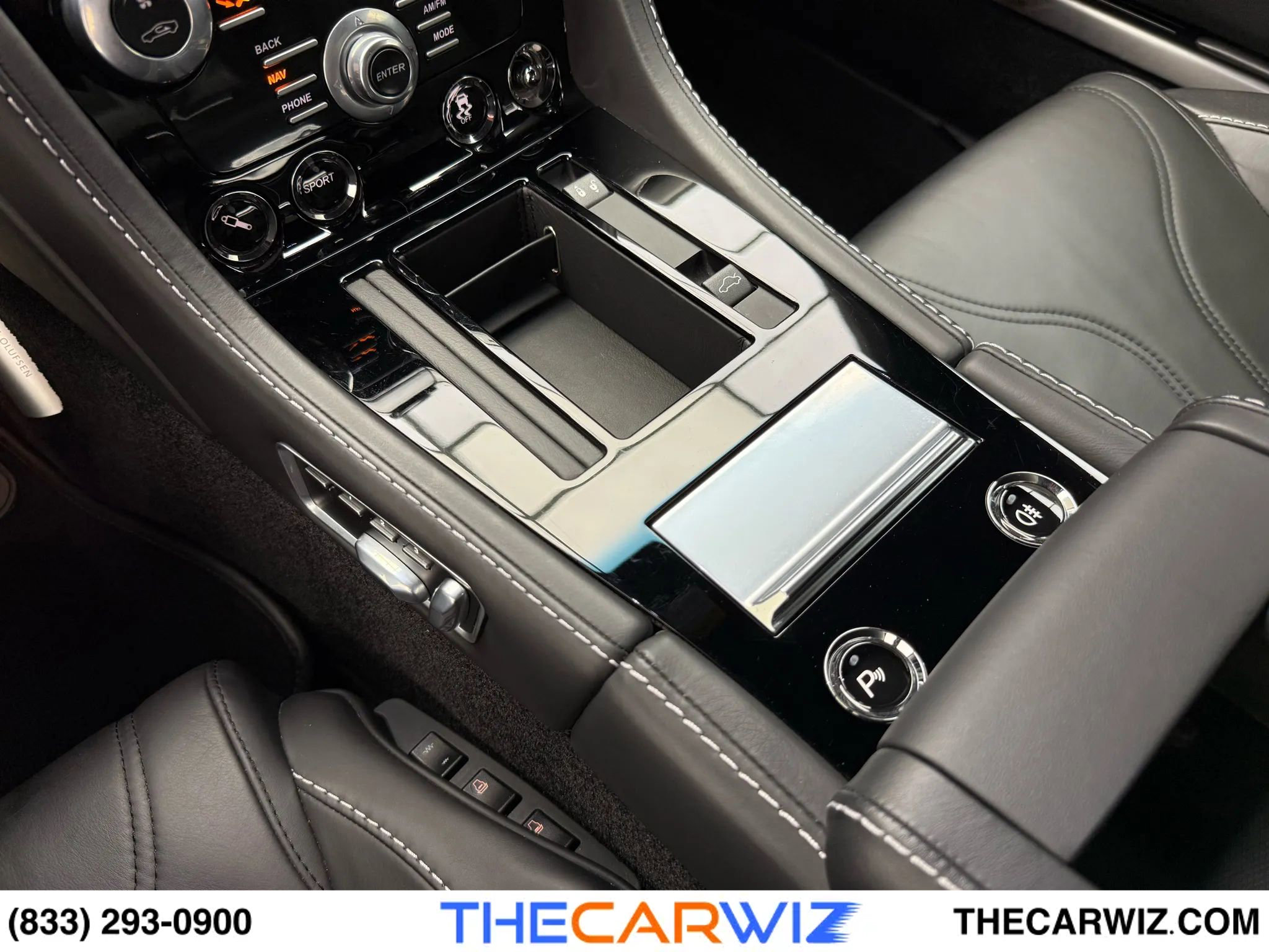 Used 2012 Aston Martin DBS Coupe image 64