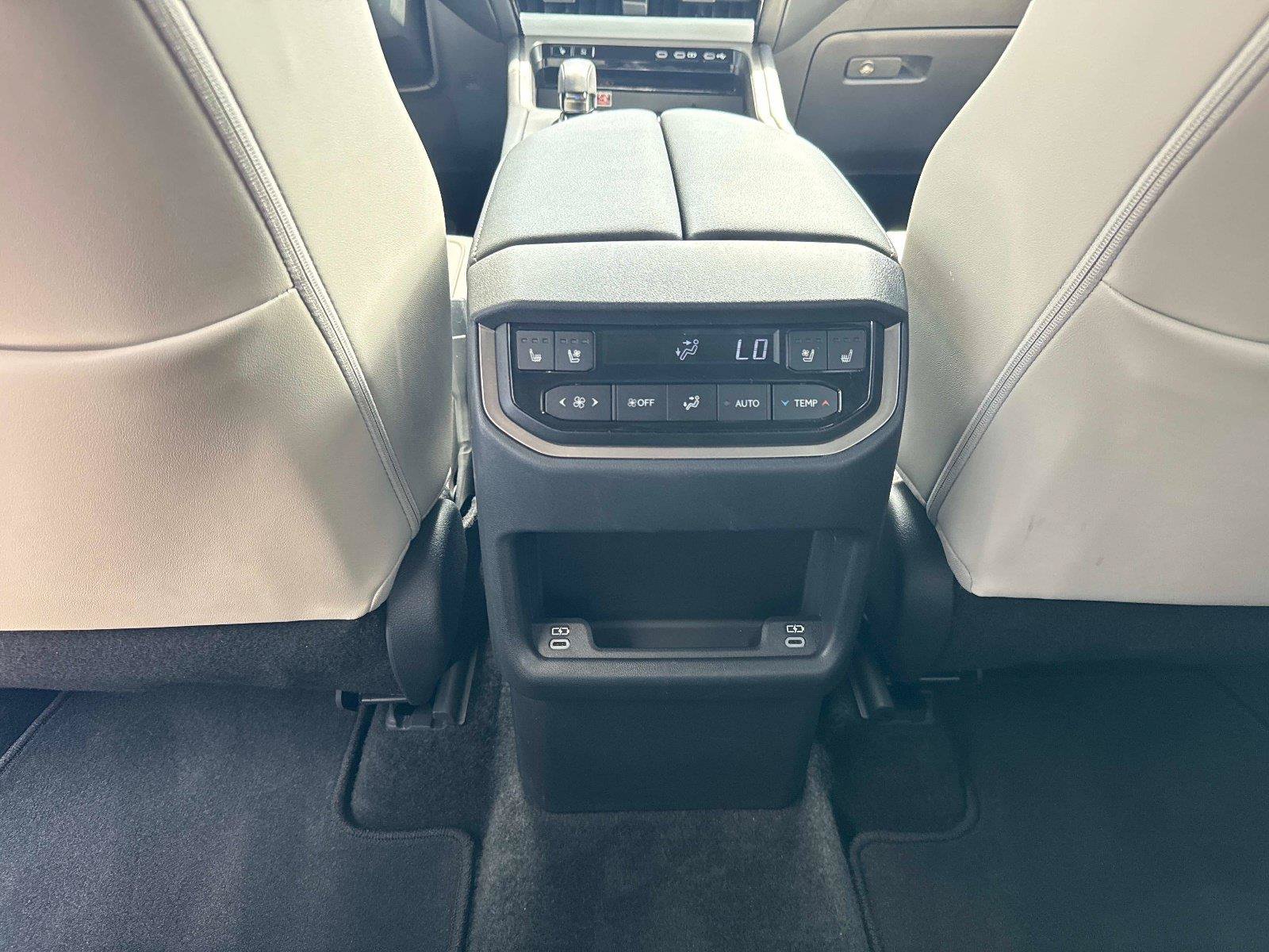 Certified 2026 Lexus TX 350 AWD w/ Technology Package image 17