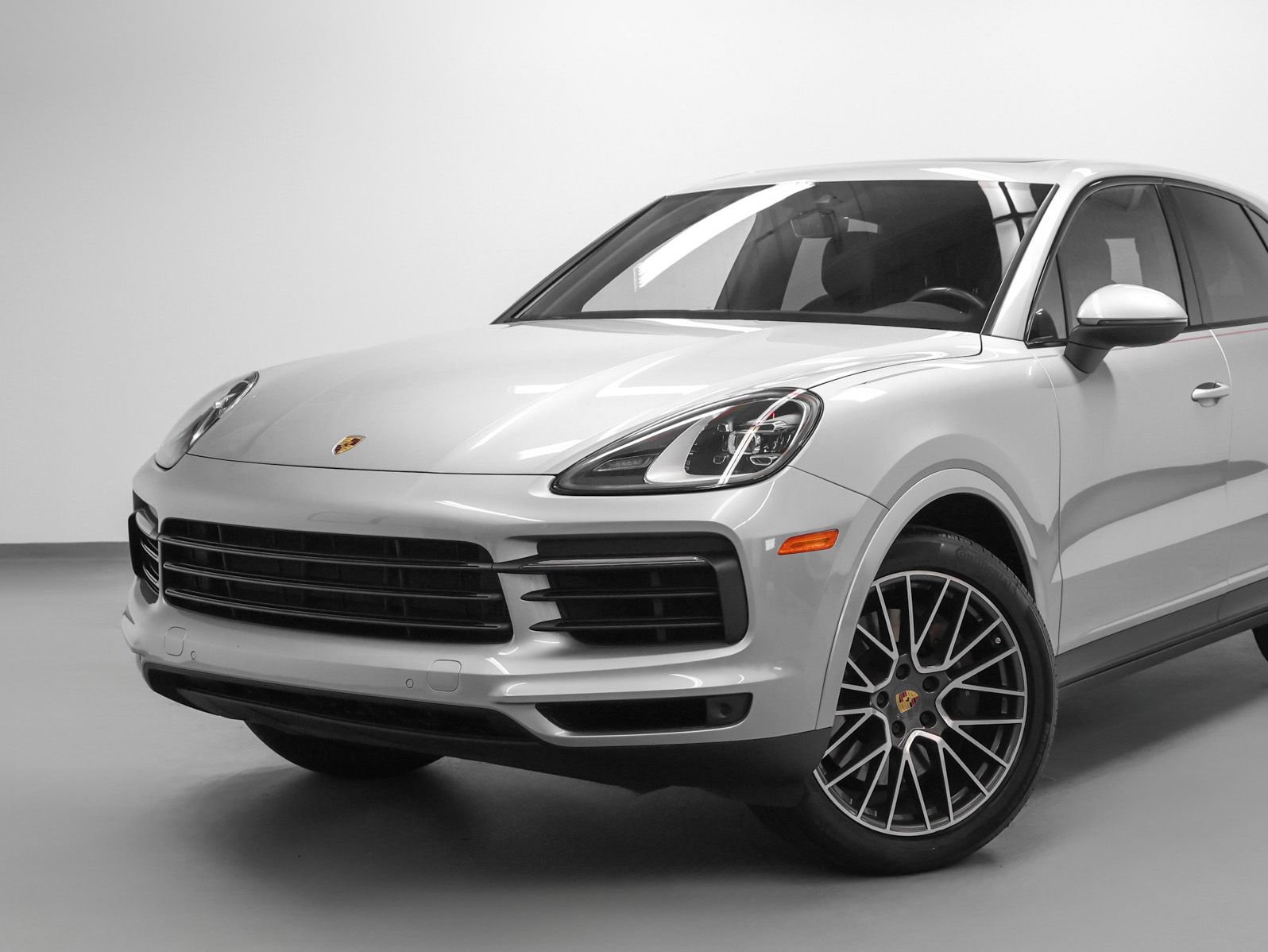 Certified 2021 Porsche Cayenne AWD/4WD image 7