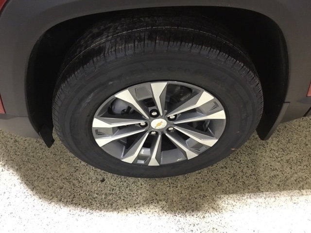 New 2026 Chevrolet Equinox LT image 9