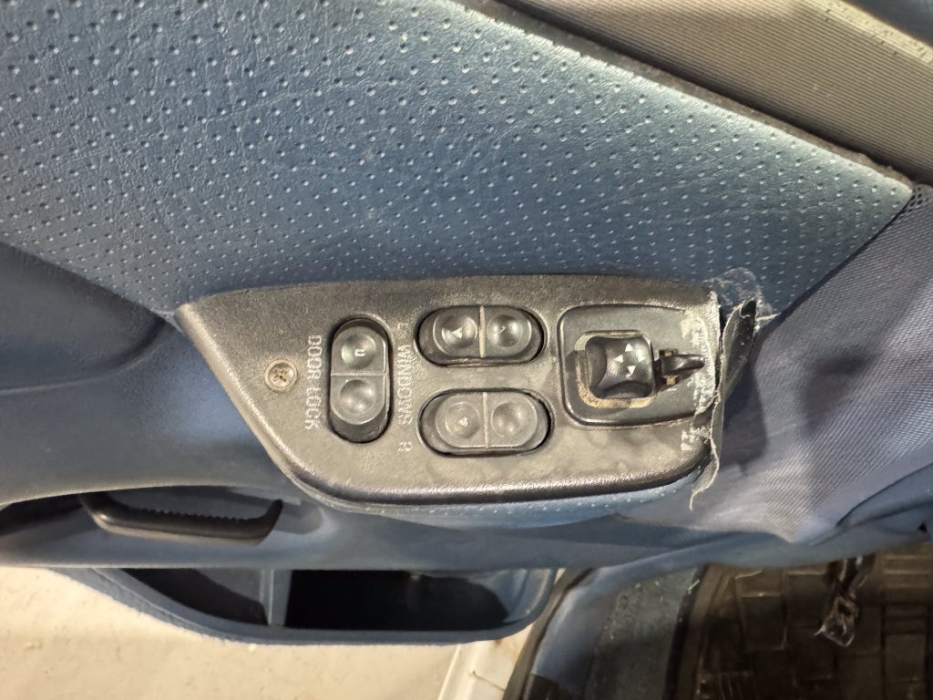 Used 1995 Ford F150 XL AWD/4WD image 14
