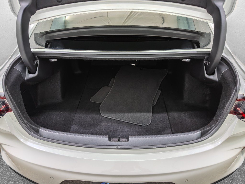 Used 2023 Acura TLX w/ A-SPEC Package FWD image 9