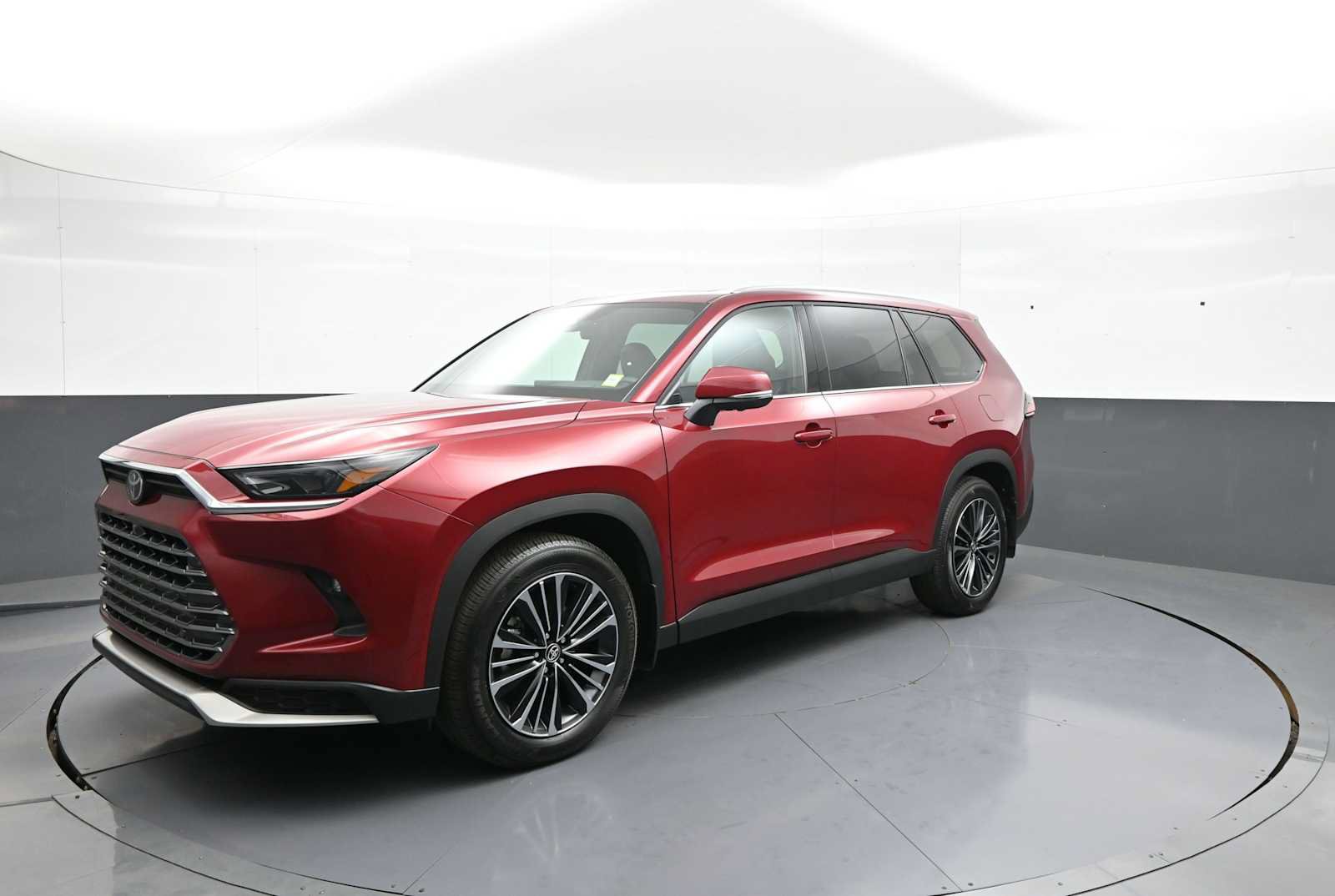 Certified 2026 Toyota Grand Highlander AWD Hybrid image 10