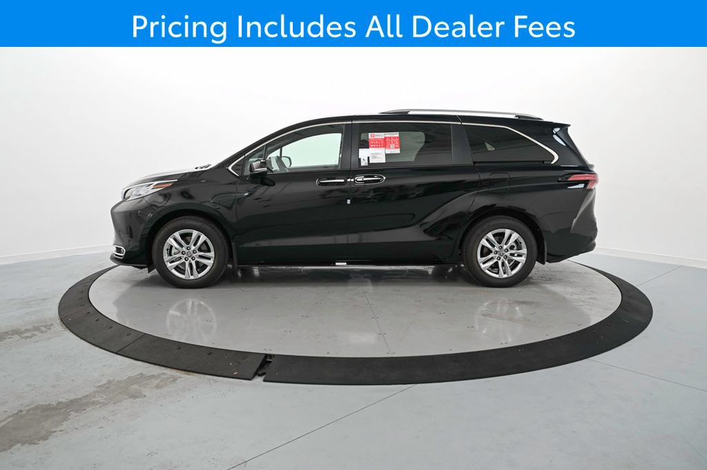New 2026 Toyota Sienna Limited FWD image 9