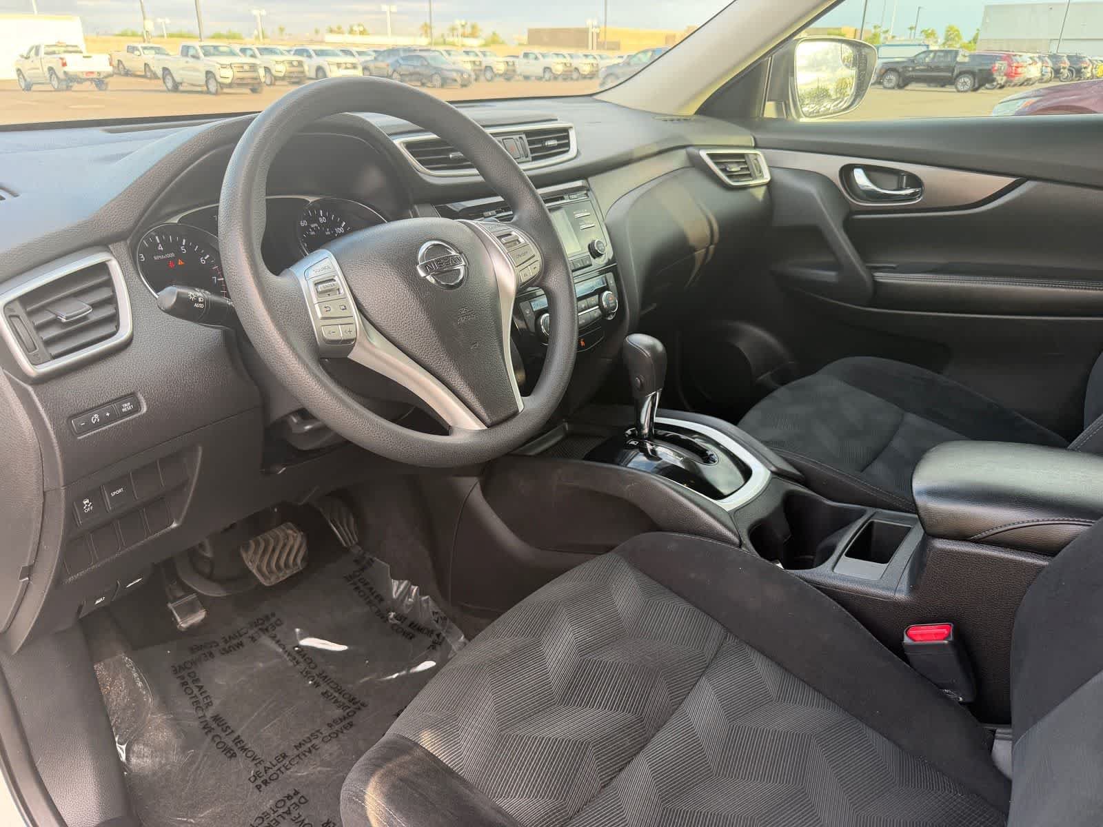 Used 2014 Nissan Rogue SV FWD video 2
