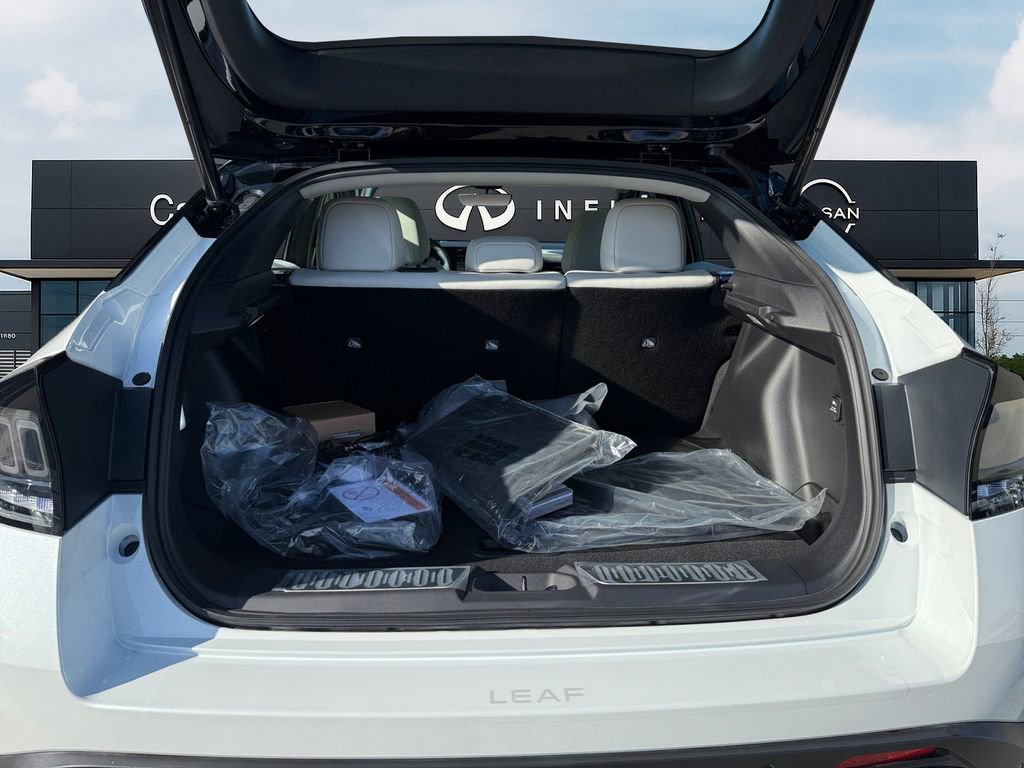 New 2026 Nissan Leaf Platinum+ image 9