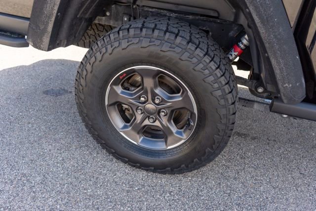 Used 2020 Jeep Gladiator Rubicon AWD/4WD image 10