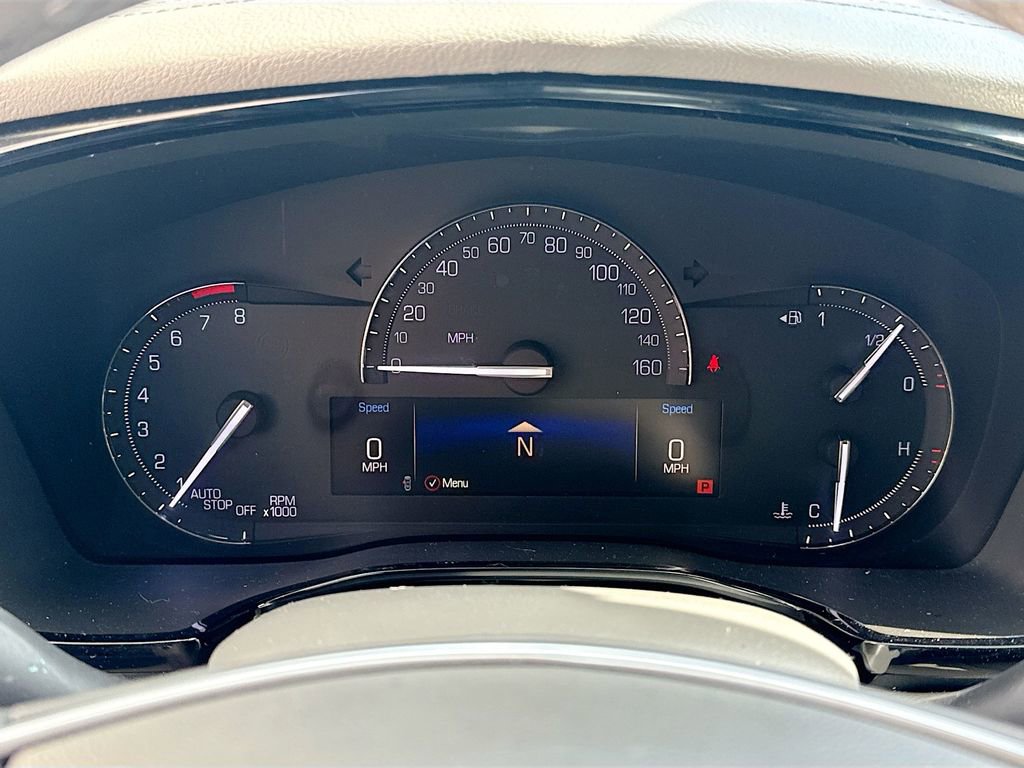 Used 2018 Cadillac XT5 Luxury w/ Driver Awareness Package image 13