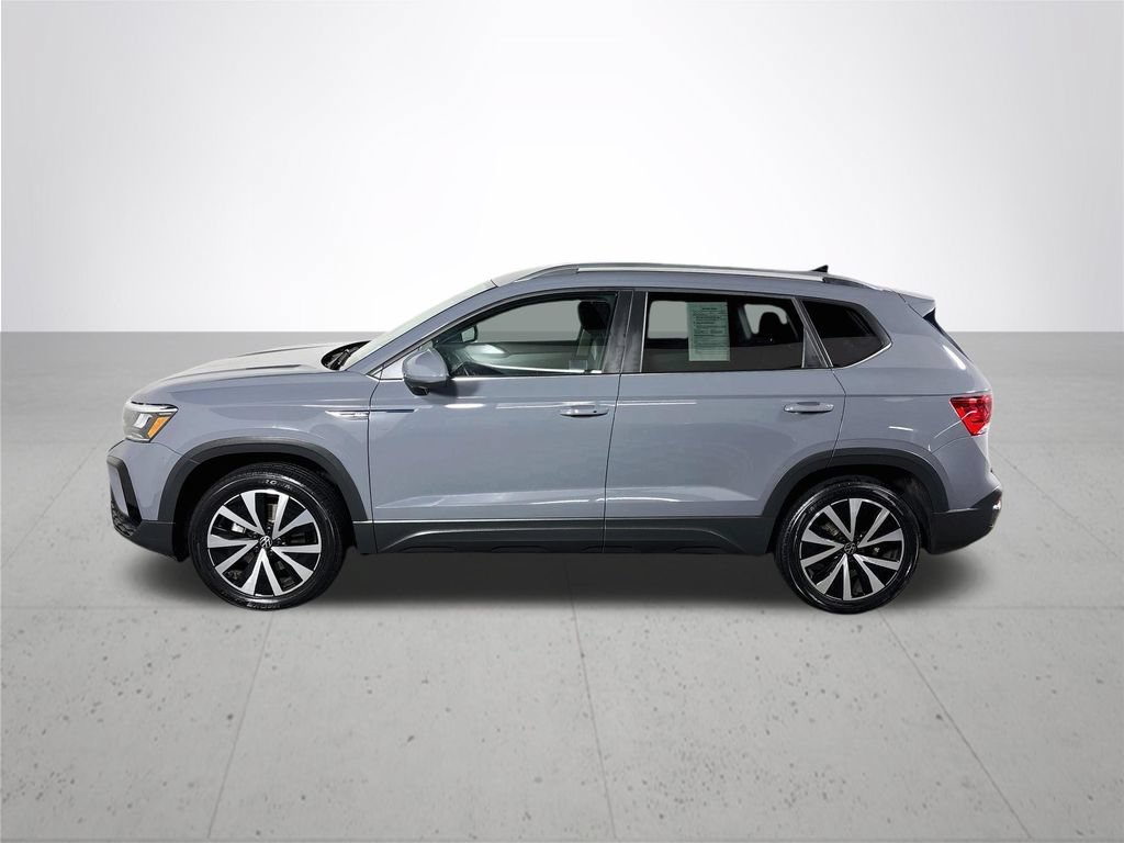 Certified 2022 Volkswagen Taos SE AWD/4WD image 10