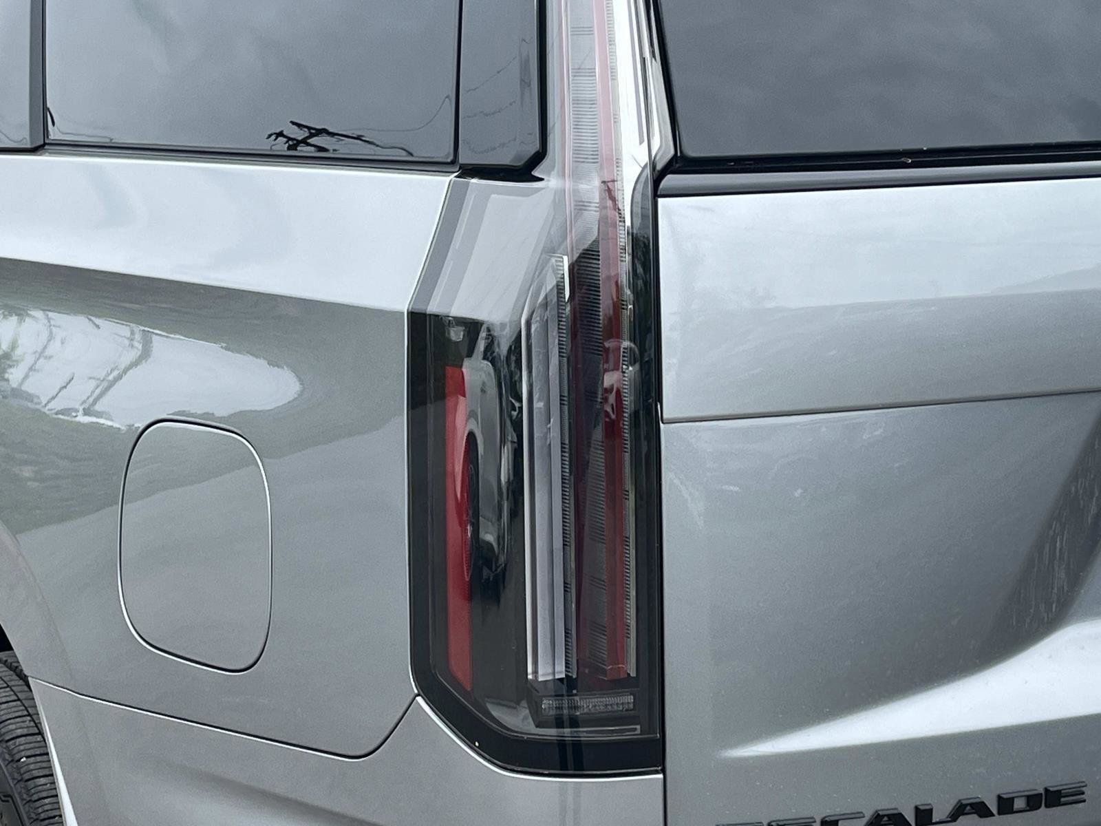 Used 2026 Cadillac Escalade Platinum Sport AWD/4WD image 10