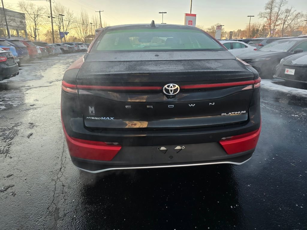 Certified 2023 Toyota Crown Platinum image 7