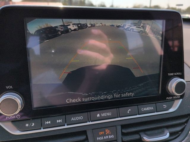 Used 2025 Nissan Altima 2.5 SV image 22