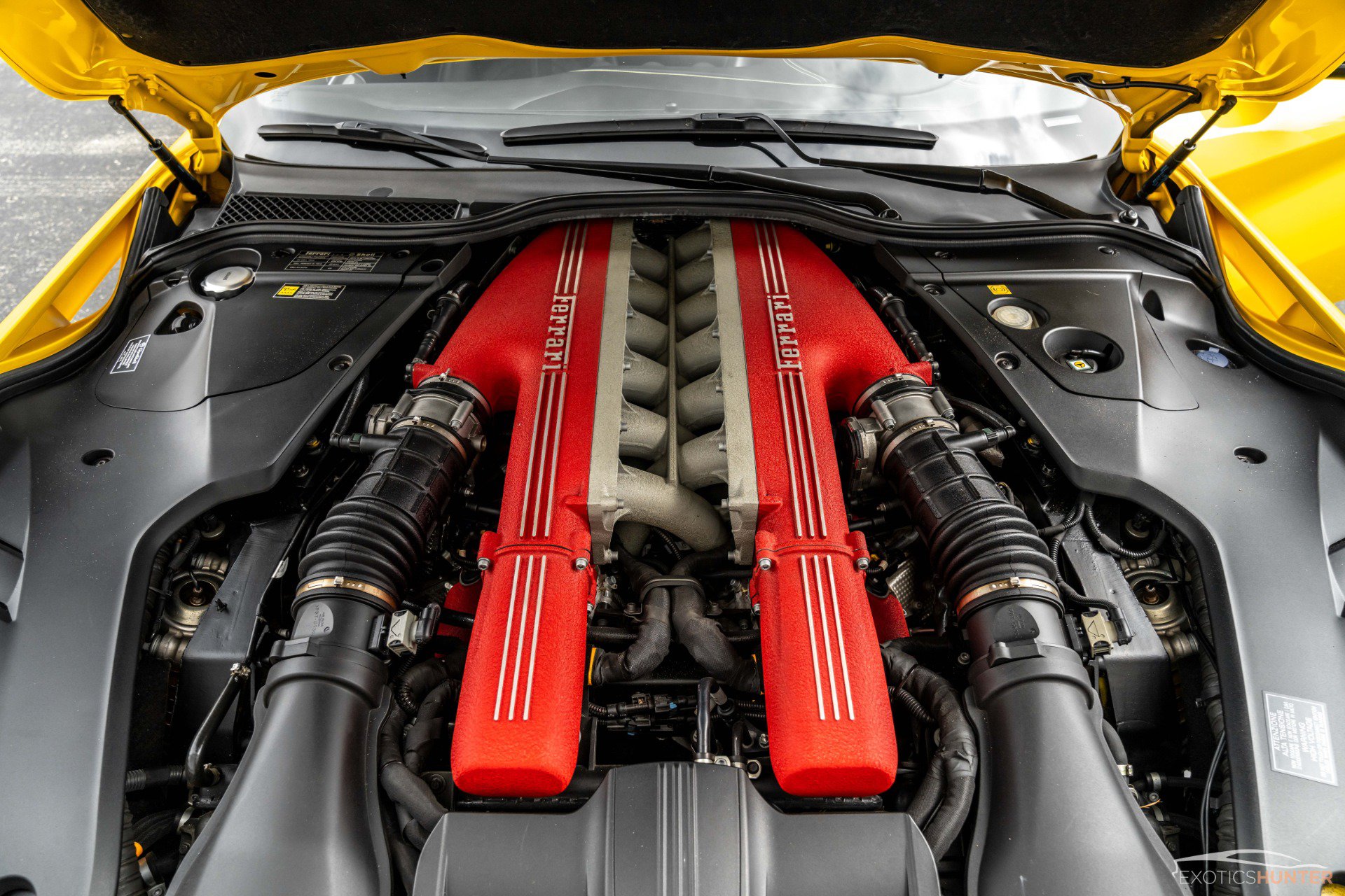 Used 2014 Ferrari F12 Berlinetta RWD image 55
