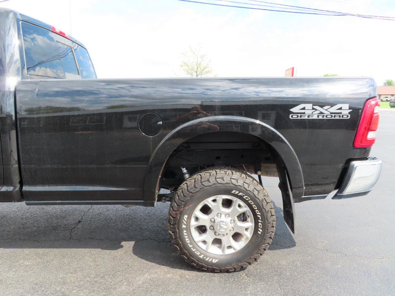 Used 2022 RAM 2500 Laramie AWD/4WD image 14