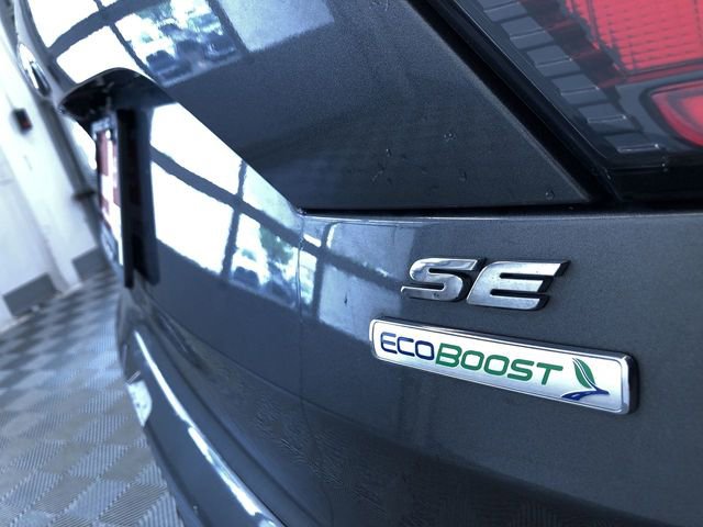 Used 2018 Ford Escape SE w/ SE Sync 3 Package FWD image 16