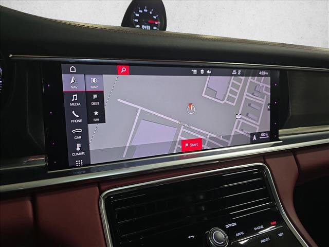 Used 2021 Porsche Panamera GTS image 24