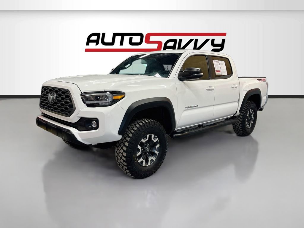 Used 2023 Toyota Tacoma TRD Off-Road AWD/4WD image 3