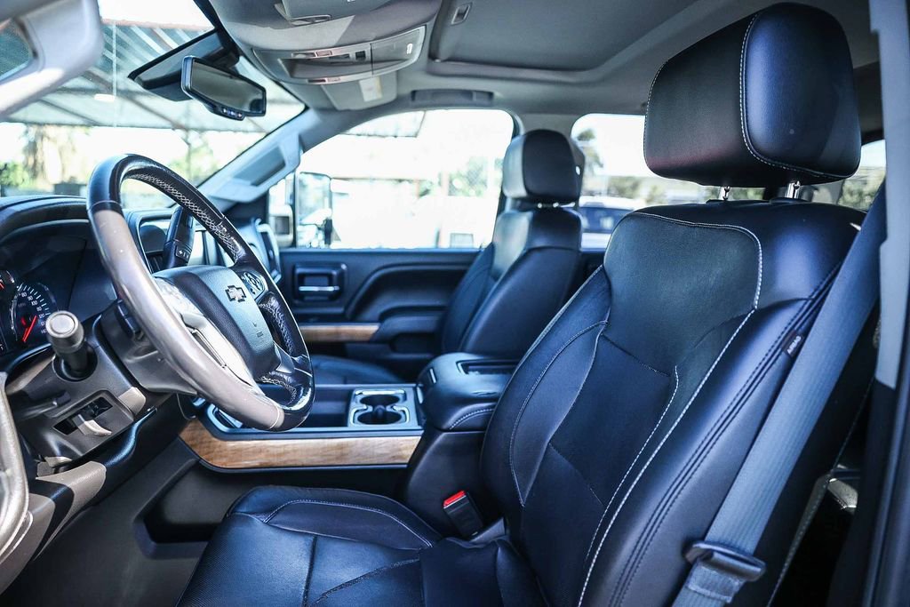 Used 2018 Chevrolet Silverado 3500 LTZ w/ Duramax Plus Package image 30