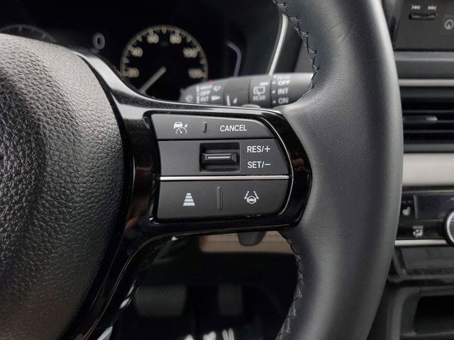 Used 2023 Honda Pilot Touring image 26