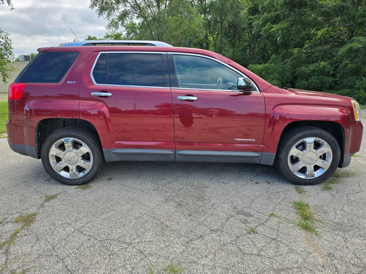 Used 2010 GMC Terrain SLT image 5