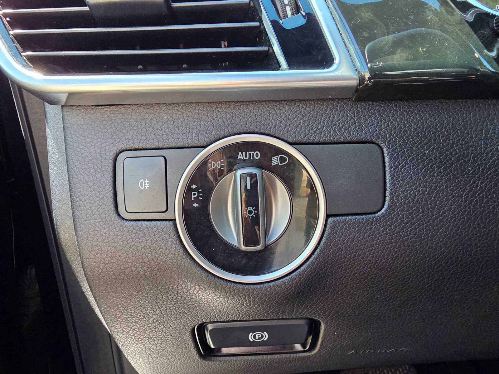 Used 2018 Mercedes-Benz GLE 350 image 36