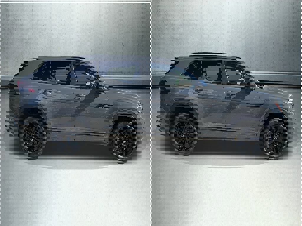 New 2026 Volkswagen Atlas Cross Sport SEL R-Line image 3