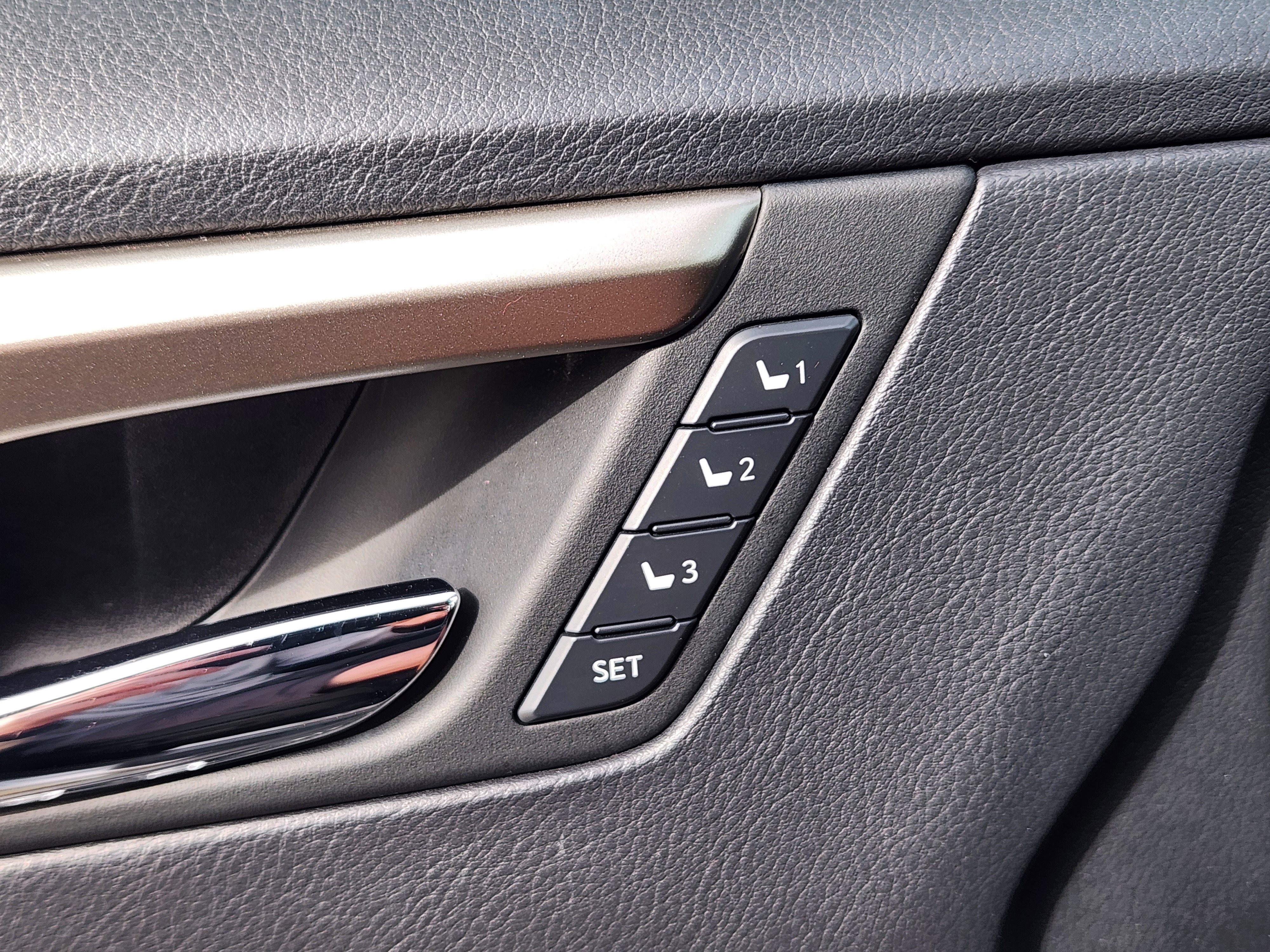 Used 2020 Lexus RX 350 FWD w/ Premium Package image 31