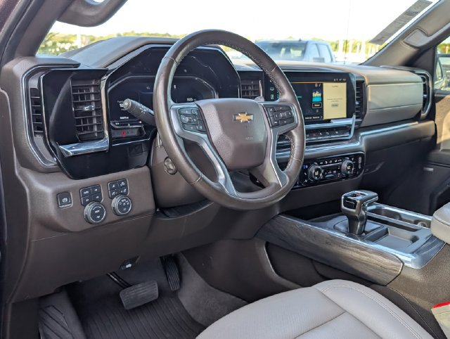 Certified 2024 Chevrolet Silverado 1500 LTZ w/ LTZ Convenience Package II AWD/4WD image 7
