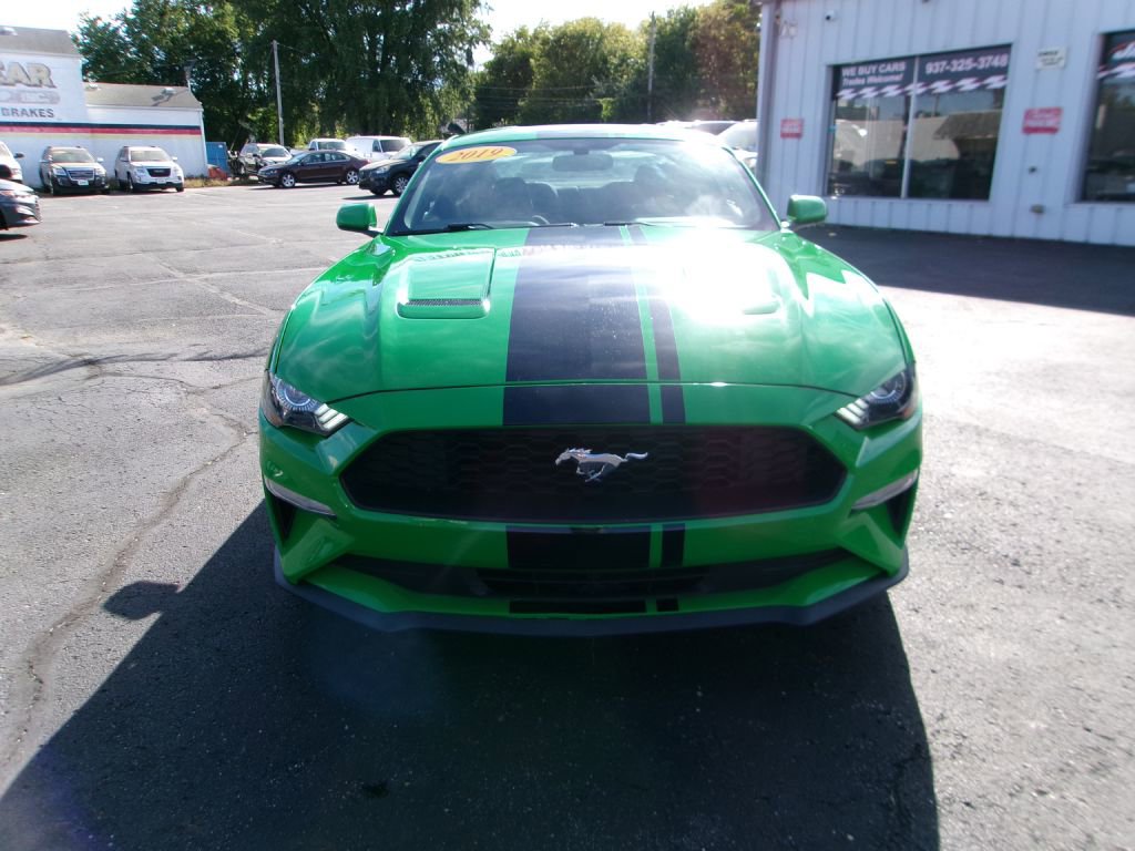 Used 2019 Ford Mustang Coupe image 2
