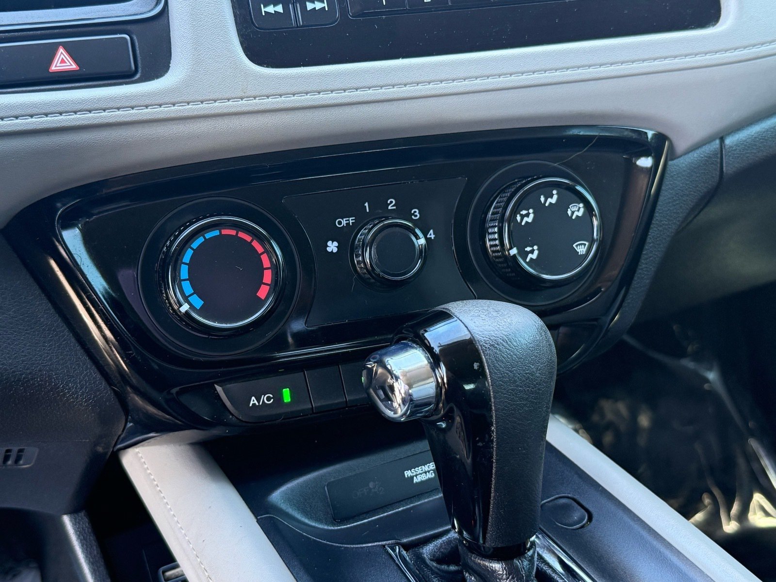 Used 2020 Honda HR-V LX image 21