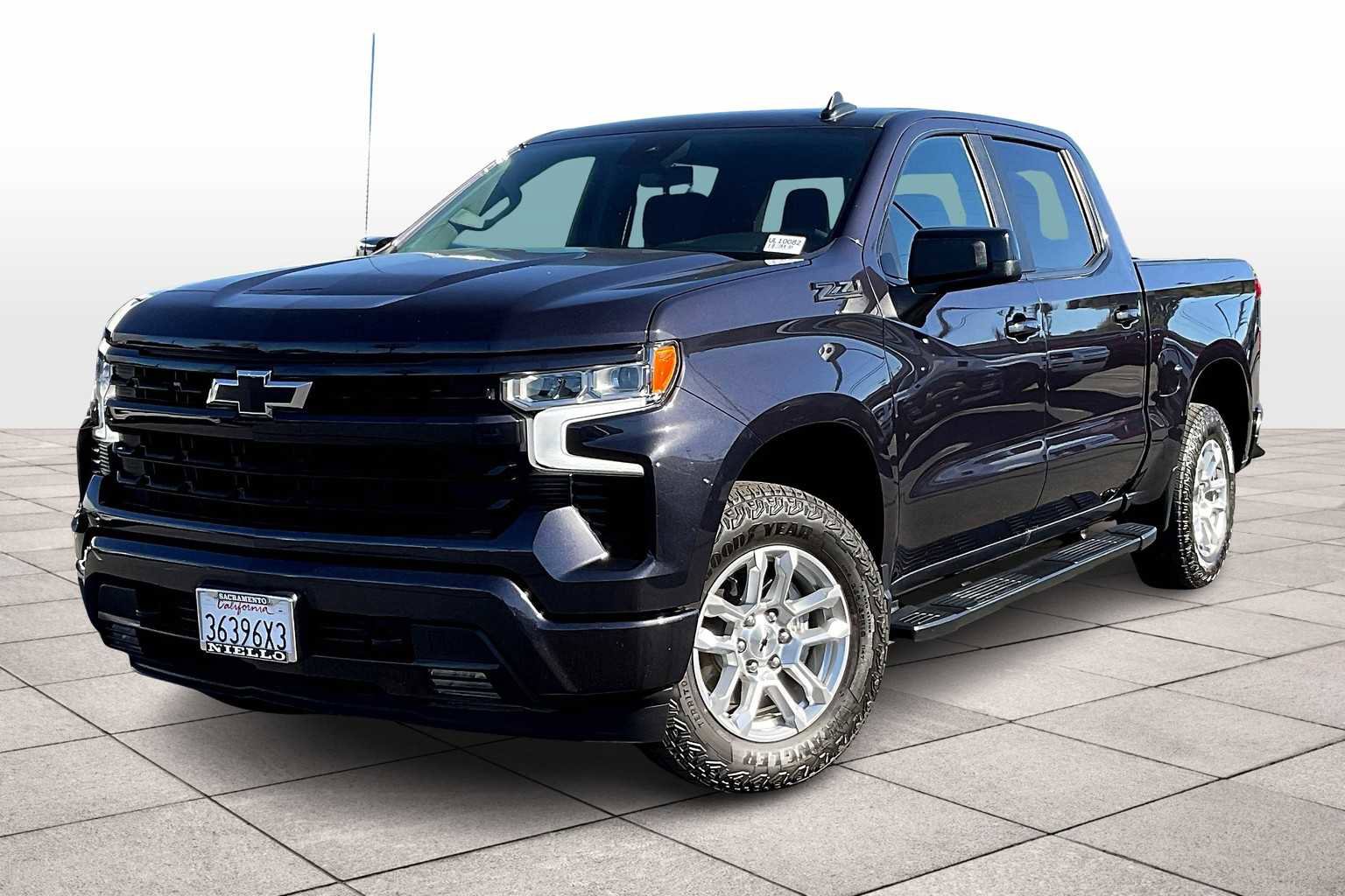 Used 2023 Chevrolet Silverado 1500 RST image 1