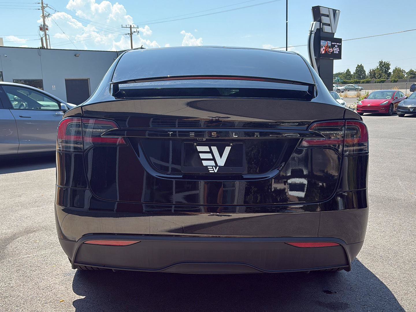Used 2025 Tesla Model X AWD/4WD image 7
